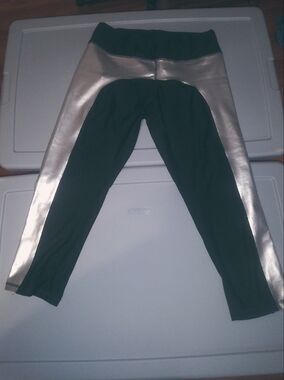 Metallic Silver & Black Panel Leggings By Gotex